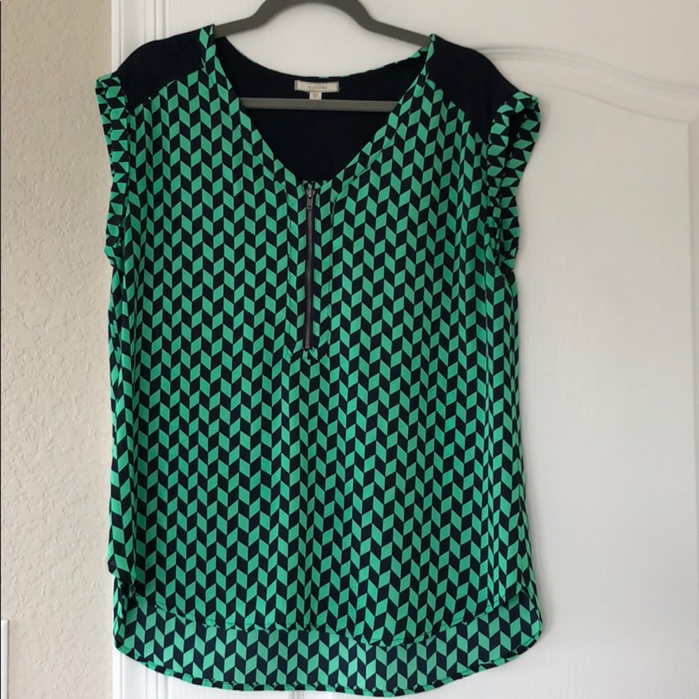 Gently Used Pleione Blouse Sz LG
